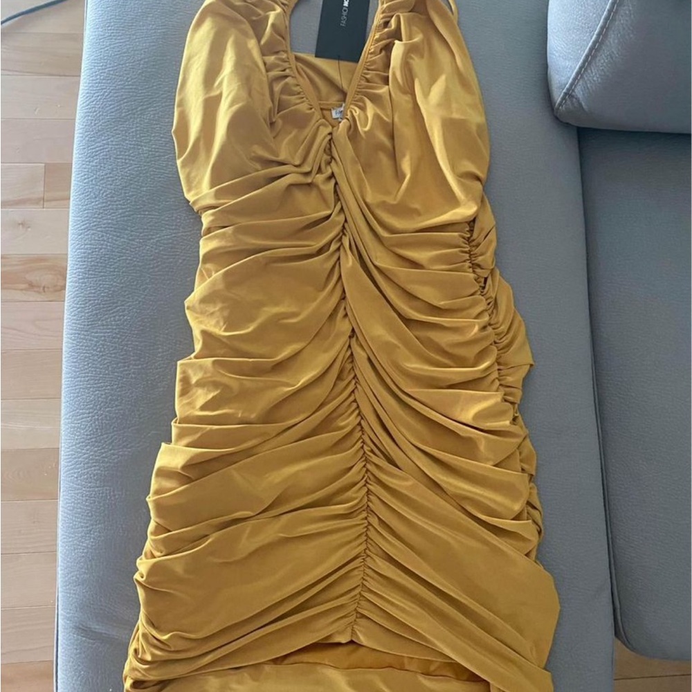 Dress - Picture 2 of 4
